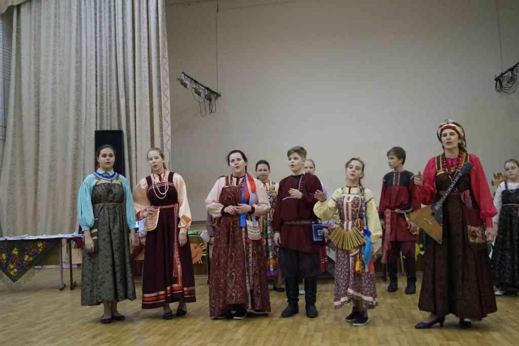 Отчетный концерт фольклорного ансамбля «Красная горка»